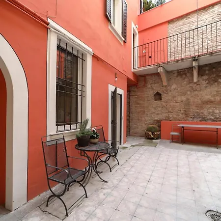 Apartment Musei *